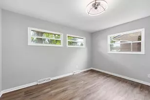 3318 Liv-Moor Dr, Columbus, OH 43227 - Photo 17