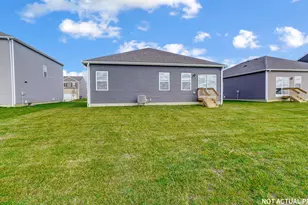 1185 Sherwood Loop, Bellefontaine, OH 43311 - Photo 27