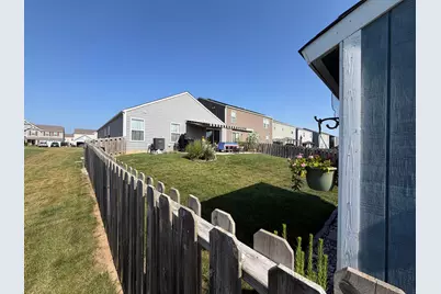 4932 Crestbrook Drive, Lockbourne, OH 43137 - Photo 5