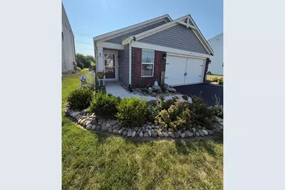 4932 Crestbrook Drive, Lockbourne, OH 43137 - Photo 1