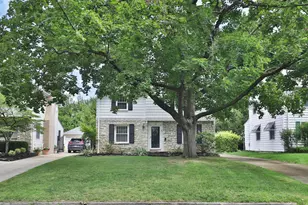 56 Aldrich Rd, Columbus, OH 43214 - Photo 1