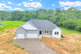 621 Trapp Ln, Hopewell, OH 43746 - Photo 23
