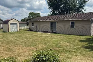 5062 Ashville Rd, Ashville, OH 43103 - Photo 3