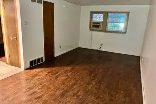 3295 Sullivant Ave, Columbus, OH 43204 - Photo 9