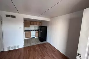 3295 Sullivant Ave, Columbus, OH 43204 - Photo 13
