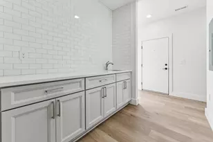 1290 E Fulton St, Columbus, OH 43205 - Photo 9
