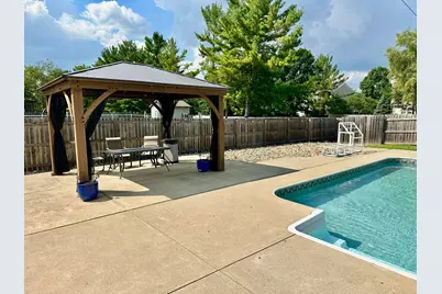 1518 Ojibwas Court, Grove City, OH 43123 - Photo 7