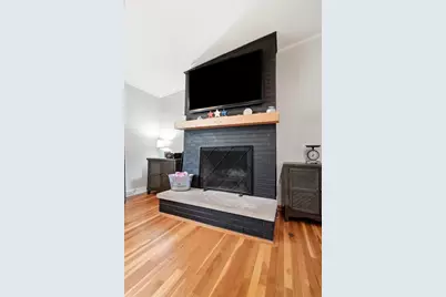 1381 Zollinger Road, Columbus, OH 43221 - Photo 7