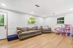 1381 Zollinger Rd, Columbus, OH 43221 - Photo 37
