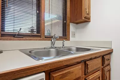 3168 Parkview Circle, Grove City, OH 43123 - Photo 7