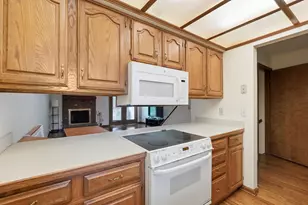 3168 Parkview Cir, Grove City, OH 43123 - Photo 5