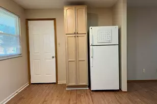1453 Norma Rd, Columbus, OH 43229 - Photo 5