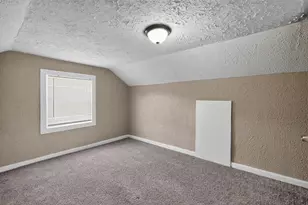 424 Emmit Ave, Columbus, OH 43228 - Photo 11