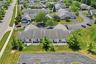 307 Retreat Ln, Marysville, OH 43040 - Photo 5