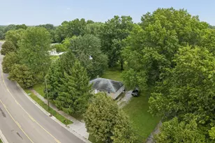 1202 E Walnut St, Westerville, OH 43081 - Photo 25