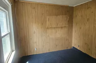 2038 E Hudson St, Columbus, OH 43211 - Photo 5