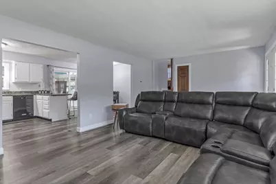 281 Middle Ground SW, Pataskala, OH 43062 - Photo 9