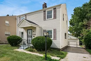 1736 E Frankfort St, Columbus, OH 43206 - Photo 5