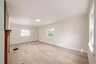 1736 E Frankfort St, Columbus, OH 43206 - Photo 9