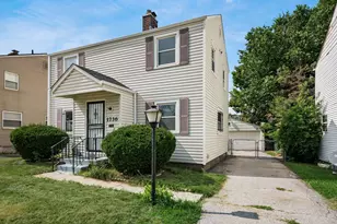 1736 E Frankfort St, Columbus, OH 43206 - Photo 3