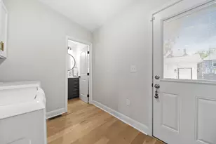 236 N 18th St, Columbus, OH 43203 - Photo 23