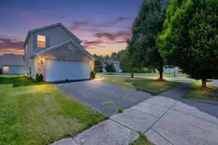 3667 Parker Knoll Ln, Columbus, OH 43219 - Photo 1