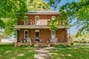 326 E Main St, Amanda, OH 43102 - Photo 1