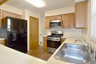 525 Whitson Dr, Columbus, OH 43230 - Photo 11
