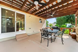 1977 Twin Flower Cir, Grove City, OH 43123 - Photo 41
