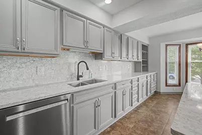 5225 Saint Andrews Drive, Westerville, OH 43082 - Photo 9