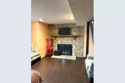 2295 Laurelwood Drive, Columbus, OH 43229 - Photo 9