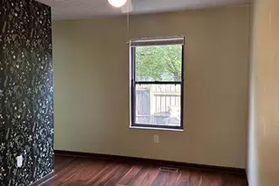 2295 Laurelwood Dr, Columbus, OH 43229 - Photo 7
