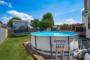 882 Bledsoe Dr, Galloway, OH 43119 - Photo 31
