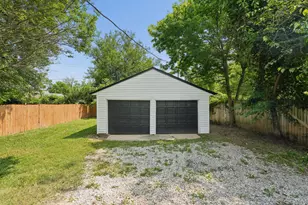2411 Lindale Rd, Columbus, OH 43224 - Photo 25