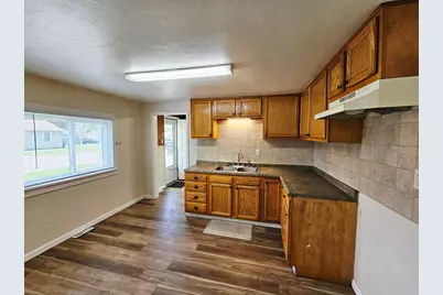 1204 Rawlings Street, Washington Court House, OH 43160 - Photo 11