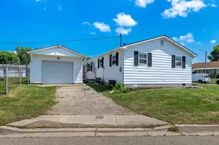 653 S Douglas Ave, Springfield, OH 45505 - Photo 17