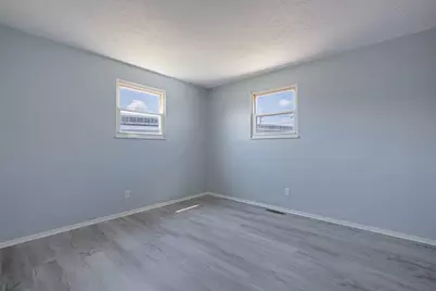653 S Douglas Avenue, Springfield, OH 45505 - Photo 11