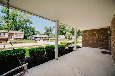 3953 Spyglass Drive, Columbus, OH 43228 - Photo 3