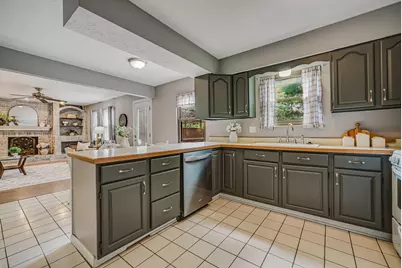 3953 Spyglass Drive, Columbus, OH 43228 - Photo 9