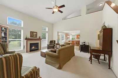 398 Shawnee Loop S, Pataskala, OH 43062 - Photo 5