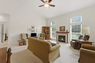 398 Shawnee Loop S, Pataskala, OH 43062 - Photo 7