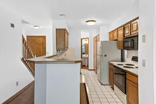 2192 Victoria Park Dr, Columbus, OH 43235 - Photo 13