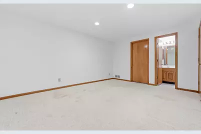 2192 Victoria Park Drive, Columbus, OH 43235 - Photo 29