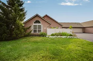 4075 Chennin Dr, Columbus, OH 43230 - Photo 1