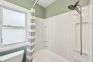 484 E Jeffrey Pl, Columbus, OH 43214 - Photo 25