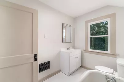 163 E Hinman Avenue, Columbus, OH 43207 - Photo 19