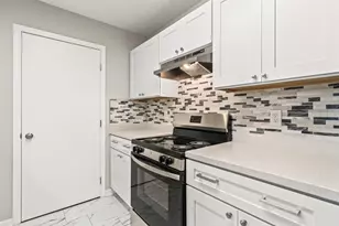 3941 Karl Rd, Columbus, OH 43224 - Photo 9