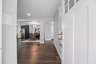 1430 Ashdowne Rd, Upper Arlington, OH 43221 - Photo 5