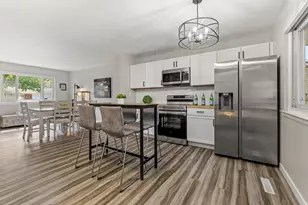 3507 Chantilly St, Columbus, OH 43207 - Photo 1