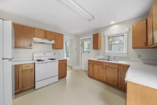 353 E Morrill Ave, Columbus, OH 43207 - Photo 13